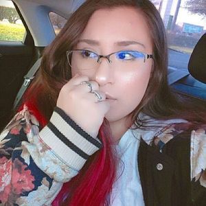 Meet your Posher, Victoria